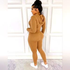 🤎COMFY KHAKI SETS🤎